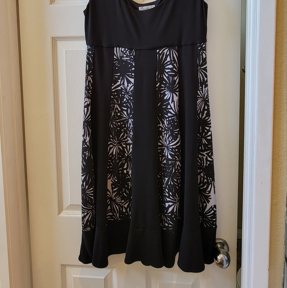 Black dress with Starburst white flowers.